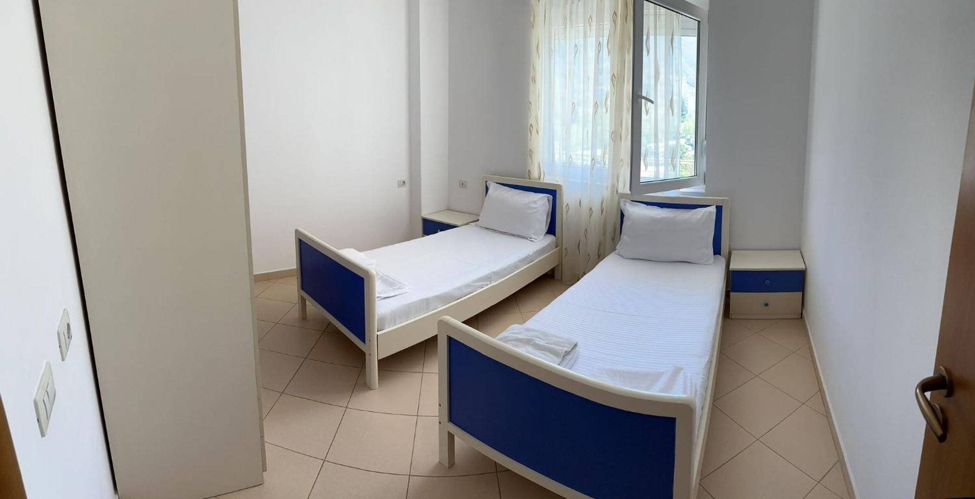Renting House Vlore Bagian luar foto